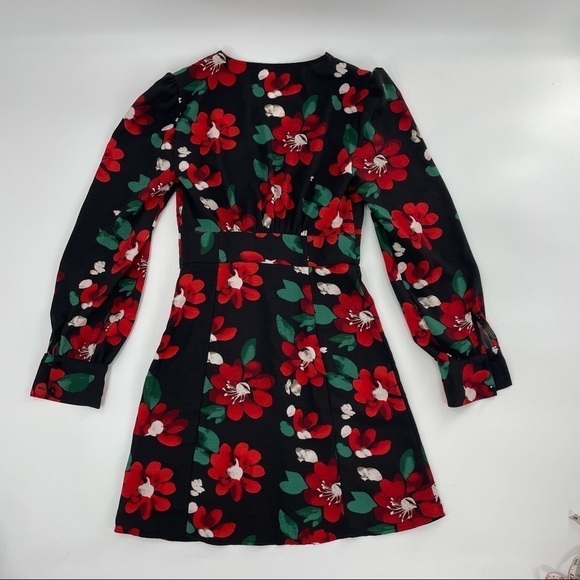 UO Michelle Plunging Long Sleeve Floral Mini Dress - Picture 12 of 13